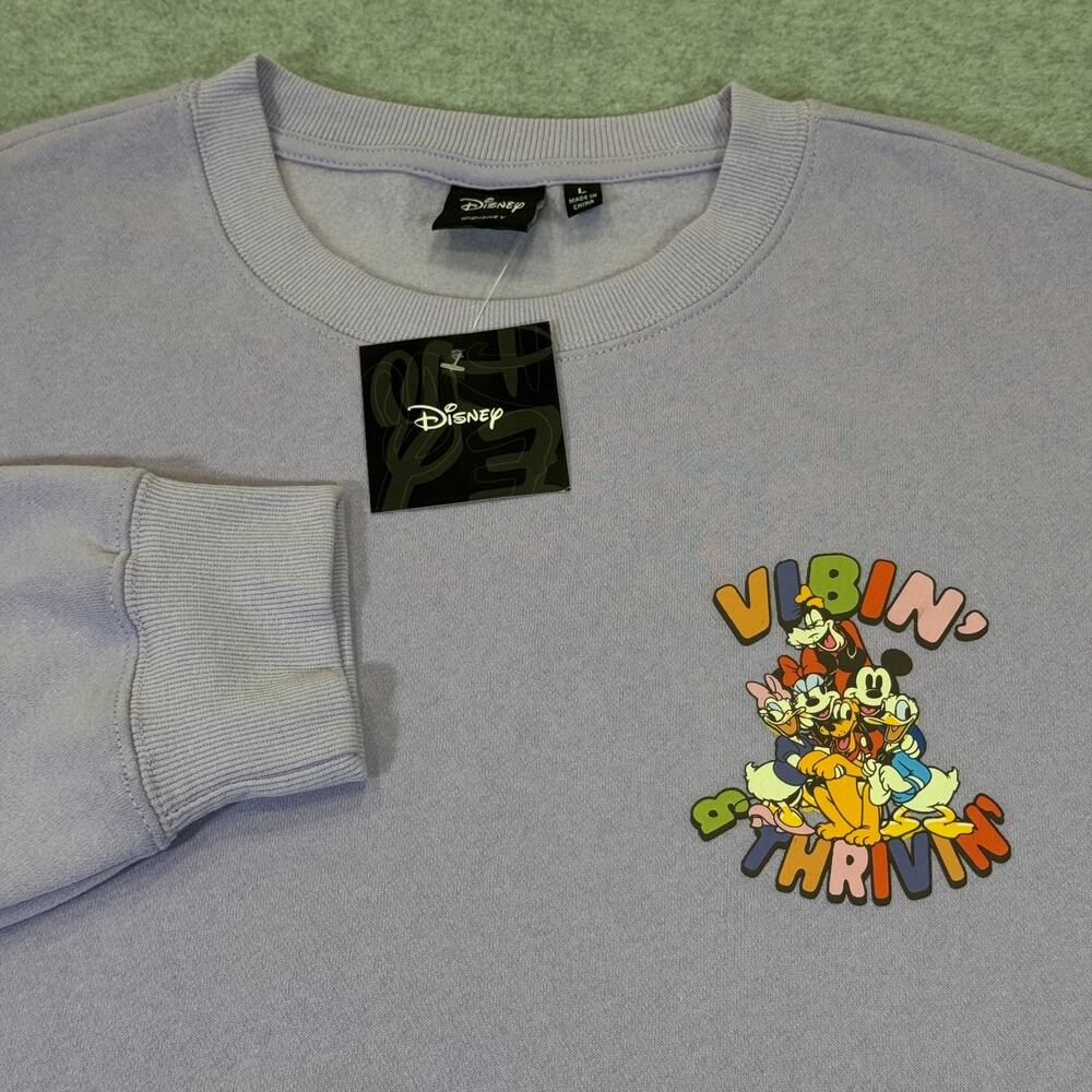 Disney Mickey & Friends Vibin’ & Thrivin’ Lavender Crewneck Men's L Unisex NWT